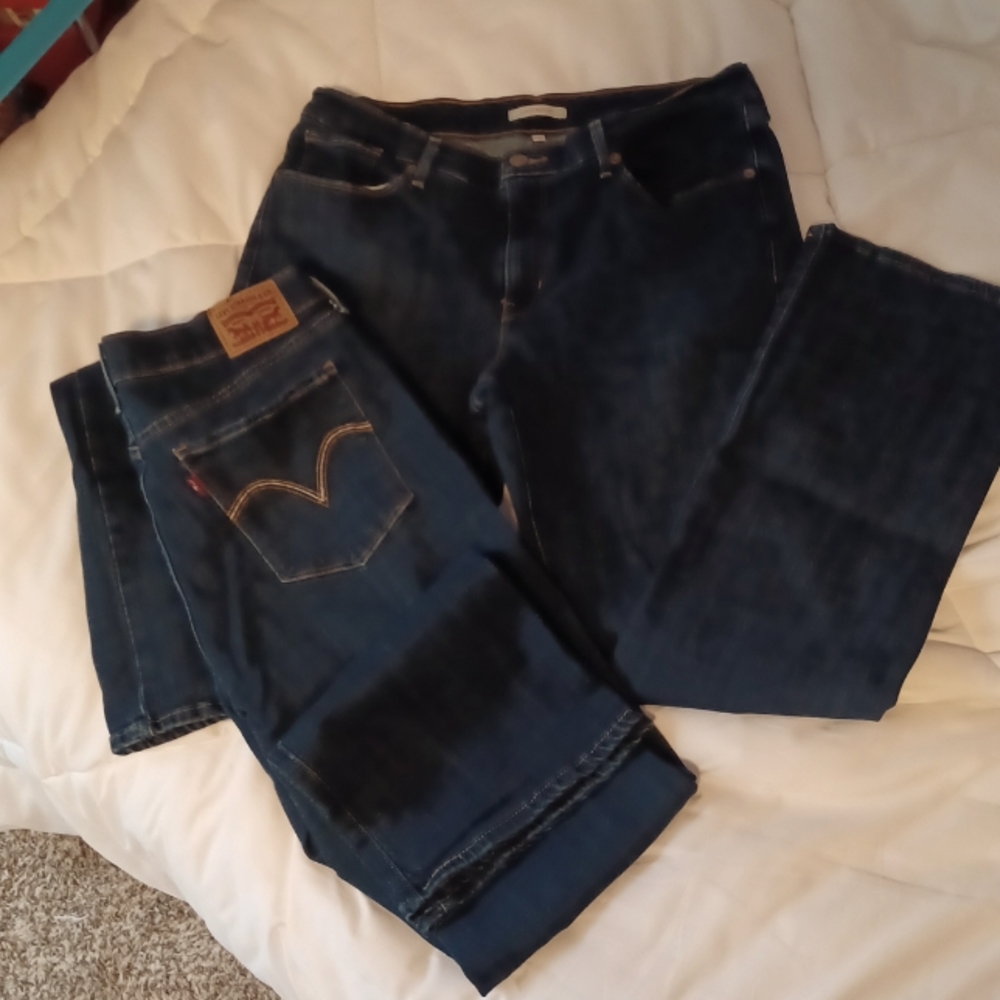 Levi's (2 pair) Classic Bootcut